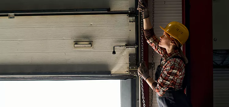 Addressing Common Garage Door Stoppage Issues in Glendale, CA